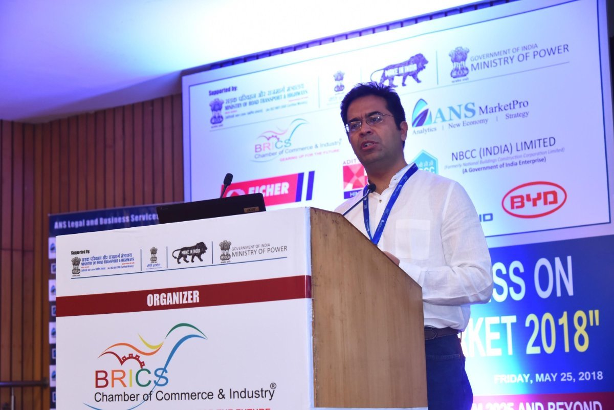 ansserv's tweet photo. Dr. Praphul Chandra @praphulcs, Founder @koine_arth deliberated & shared his views on "The role of Blockchains & Machine Learning in EV sector" at International Congress on Electric Vehicle Market, 2018.
#ANSMarketPro #ANSSERV #ANSLABS #KoineArth #Blockchain #AI @saisumit https://t.co/YiogZW8MLW