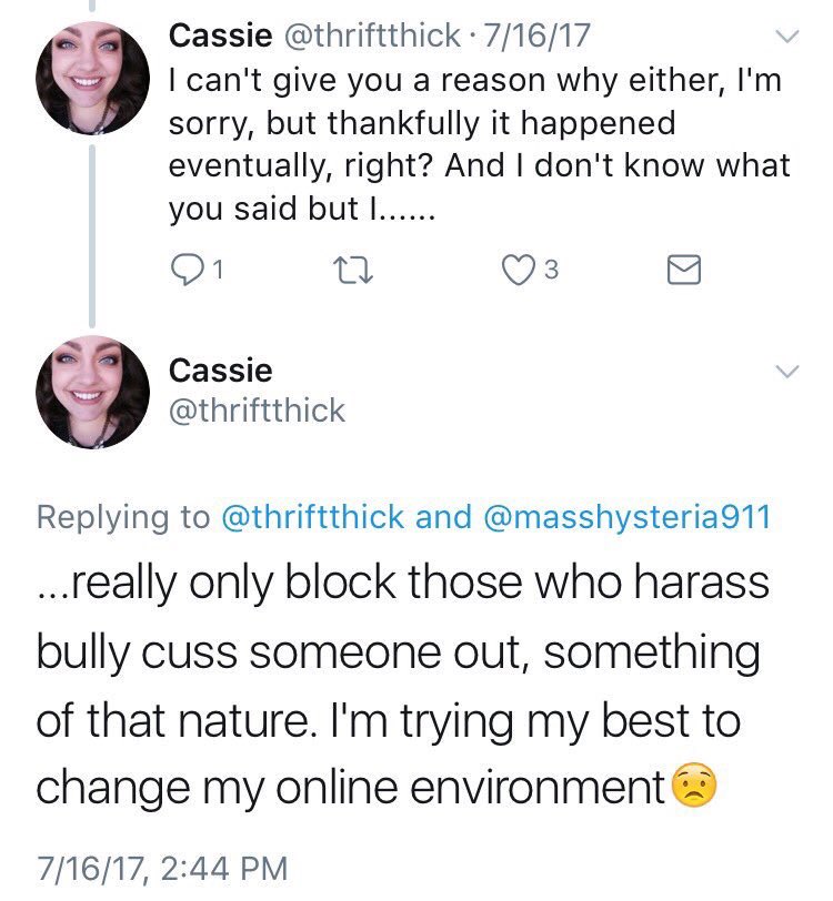 honey614lemon's tweet photo. @thriftthick claims that she blocks ppl that name call/bully others but that is a LIE. πΈβοΈ #thriftthick #youtuberexposed #BeautyBlogger https://t.co/yUWUsPPLSZ