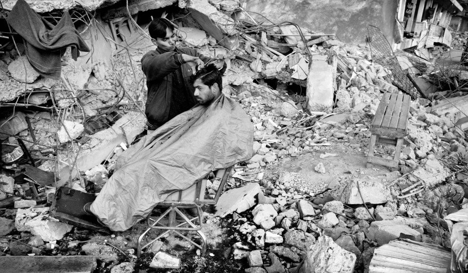 HUCKmagazine's tweet photo. For 25 years, Dutch photographer Jan Grarup has been travelling the world to document some of history’s most significant wars, crises and catastrophes, capturing the human cost of conflict with striking black and white shots
https://t.co/nSgaJ5UuLf https://t.co/A9bbfoBNlo