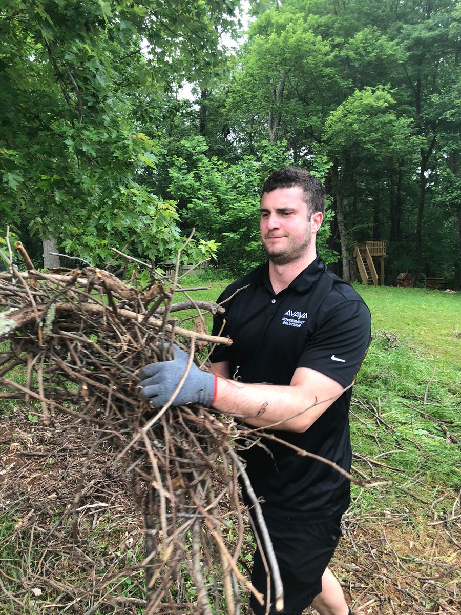Proud of my <a href="/Avaya/">Avaya</a> #Federal team today. Many are volunteering their time at The Warrior Retreat in VA. This group does incredible things for recovering service members at military hospitals in the national capital region. Special thanks to Jerry Dotson for making this happen!