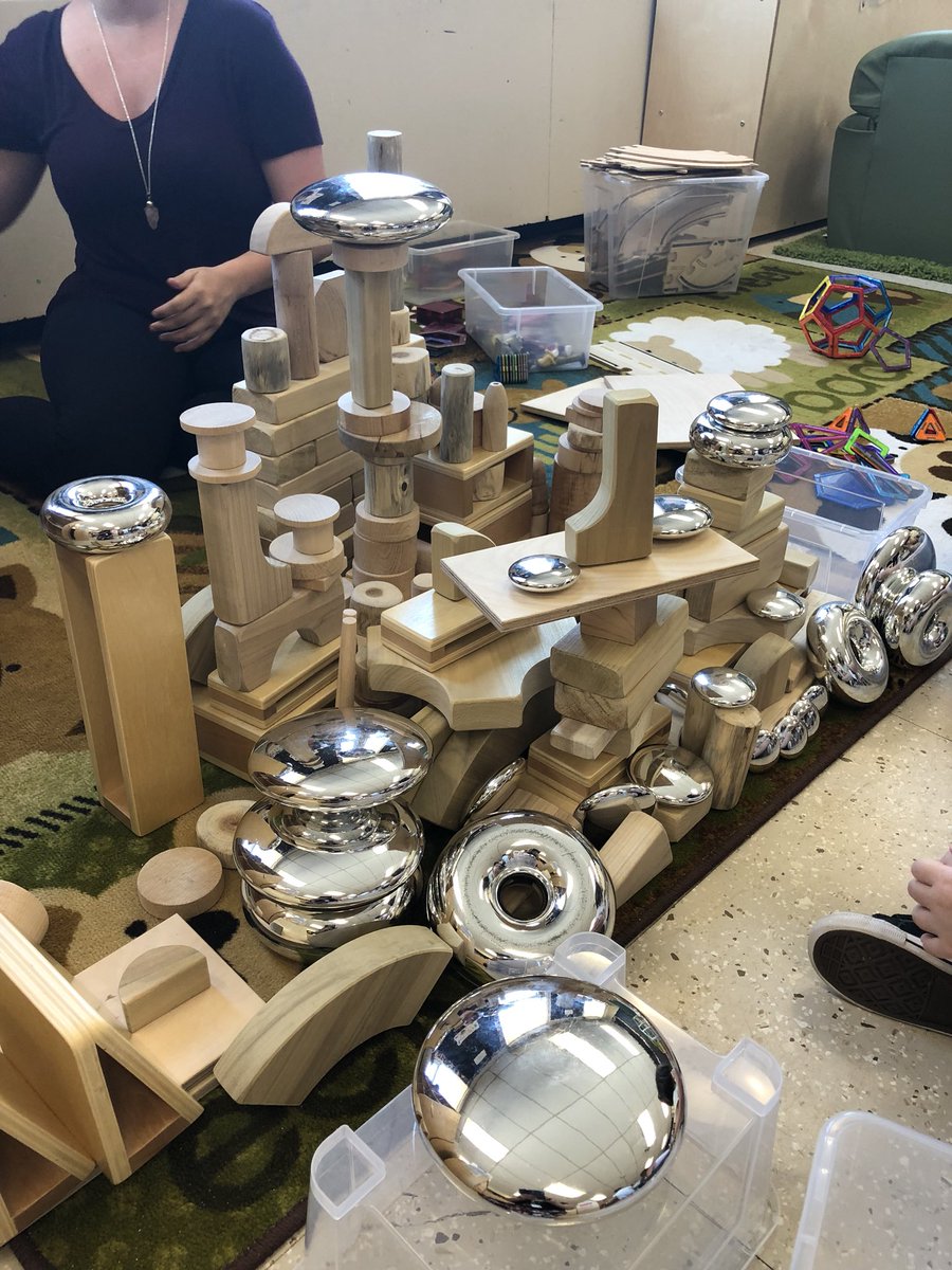 pjdl03's tweet photo. @FrenchmansBayPS visited the Great Beginnings program yesterday, where the focus is on school success and allowing children to reach their fullest potential. Play-based learning that engages all children authentically! #WeAreDDBB @DDSBEarlyYears https://t.co/UmbfcTD8HF