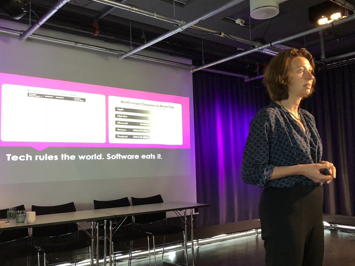 “12 Gutenbergske øyeblikk på en gang”. Man skal lære bittelitt, man skal snackse på det og man skal ikke undervurdere disse 12 punktene, oppfordrer Silvija Seres <a href="/netthoder/">NONA - Norwegian Online News Association</a> på #NONA18