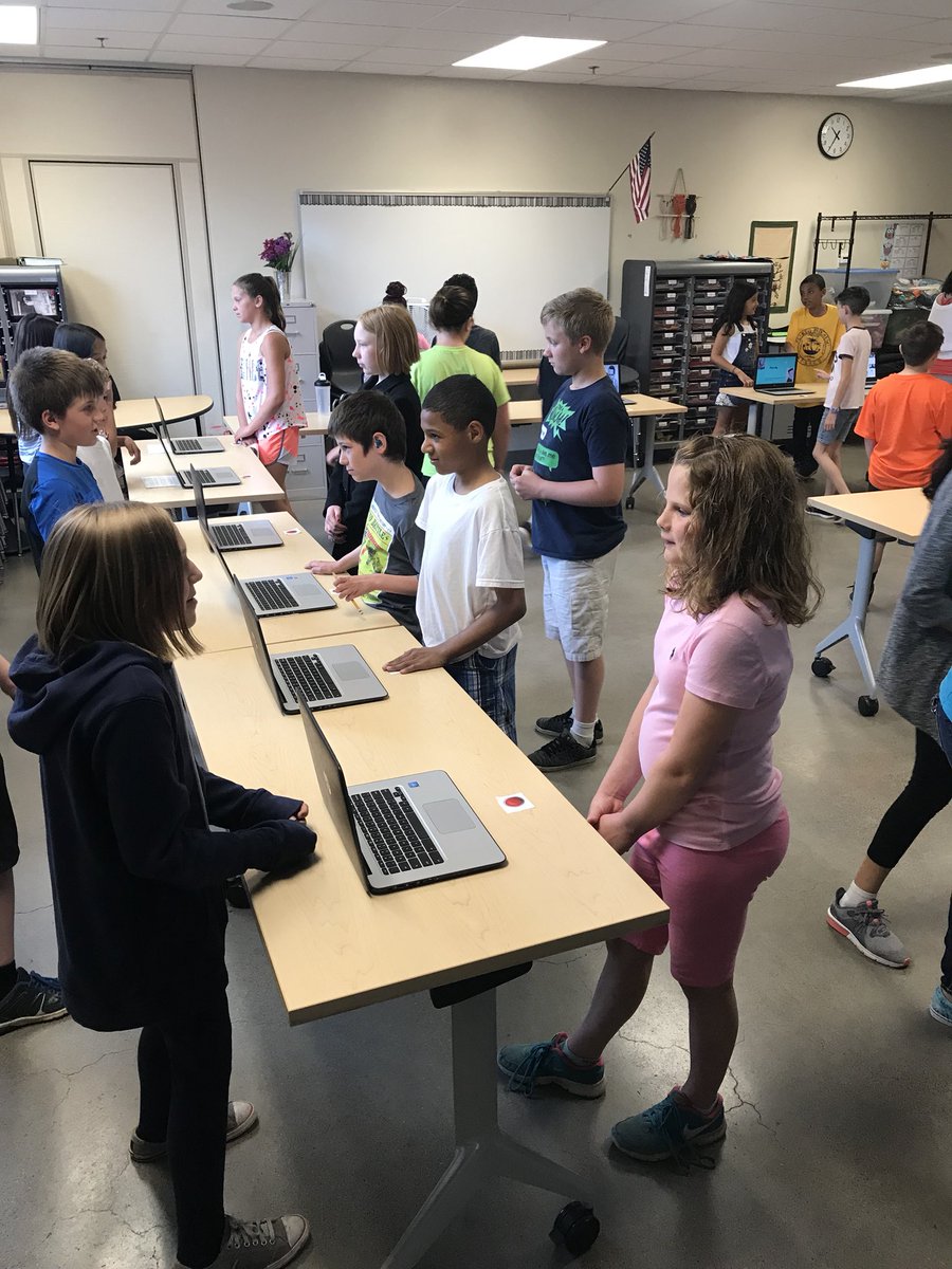 MrsGasparLESA's tweet photo. Wax museum time. Fifth graders watching the fourth grade wax museum presentations. They all did famous actors and actresses. #LincolnLionsPride https://t.co/Hrjv4eiUOh
