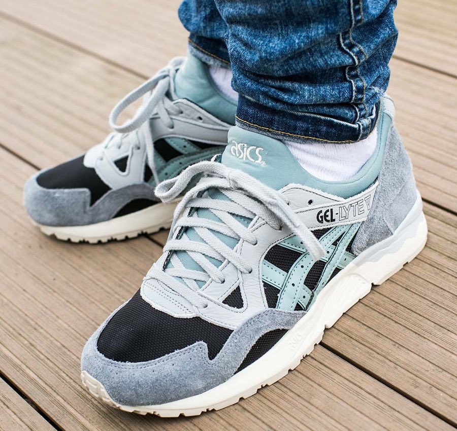 gel lyte v black blue surf