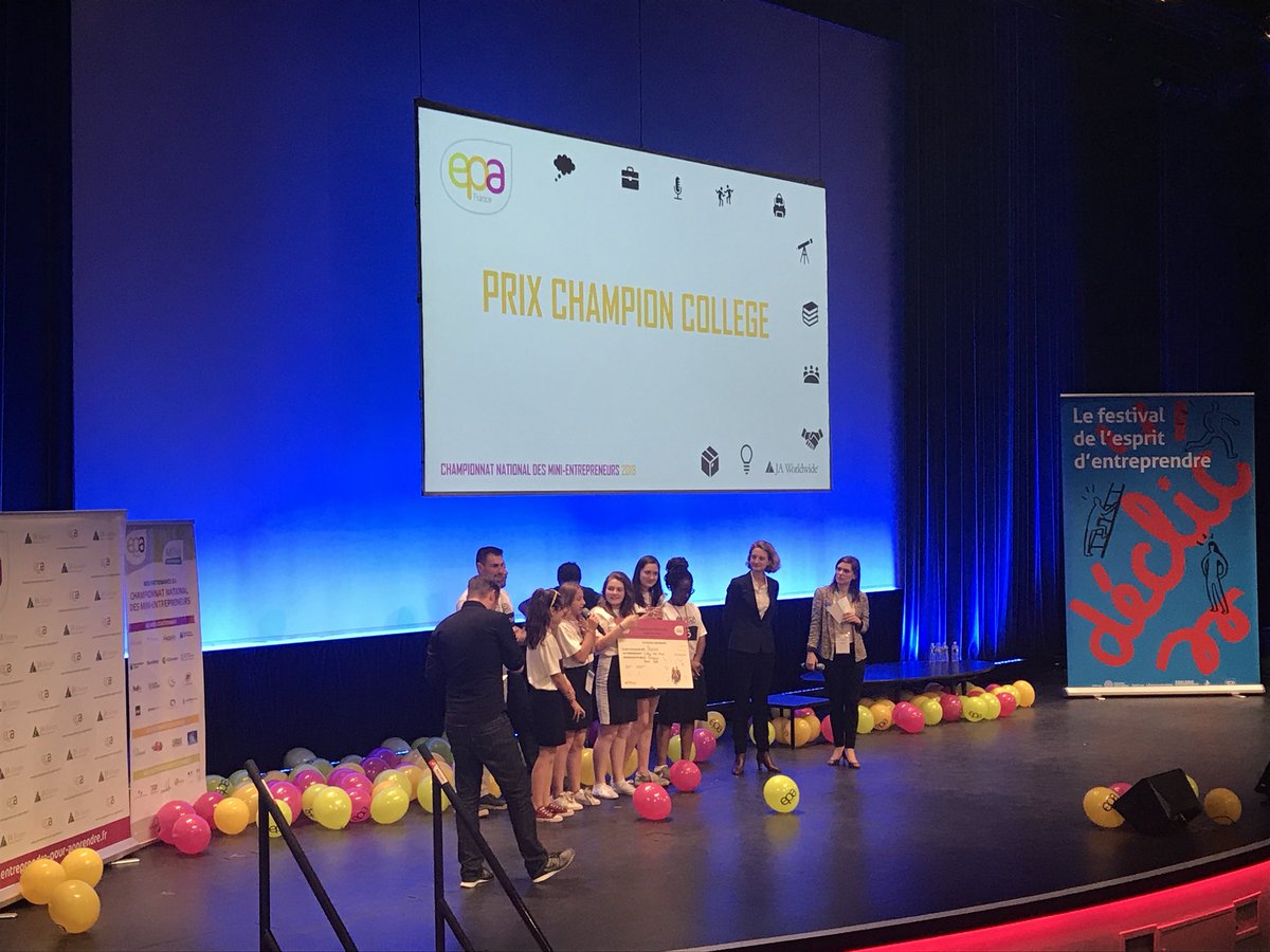 Carton plein pour la #MiniEntrepriseEPA Pedabox <a href="/minentreprise89/">PédaBOX</a> qui remporte le prix champion collège au  #CNME2018 remis par l’<a href="/AssembleeNat/">Assemblée nationale</a> ! Félicitation à toute l’équipe pour cette votre travail toute cette année et votre magnifique projet ! <a href="/epafrance/">Entreprendre pour Apprendre France</a> <a href="/DeclicF/">Déclic Festival</a> <a href="/celinecalvez/">Céline Calvez</a>