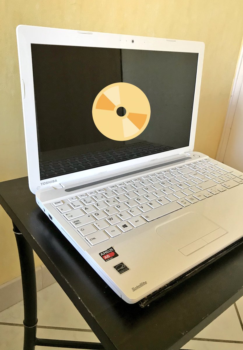 DevBrothers's tweet image. Disque dur HS à remplacer pour ce # Toshiba, avec réinstallation de Windows 10.
#SatelliteC55D