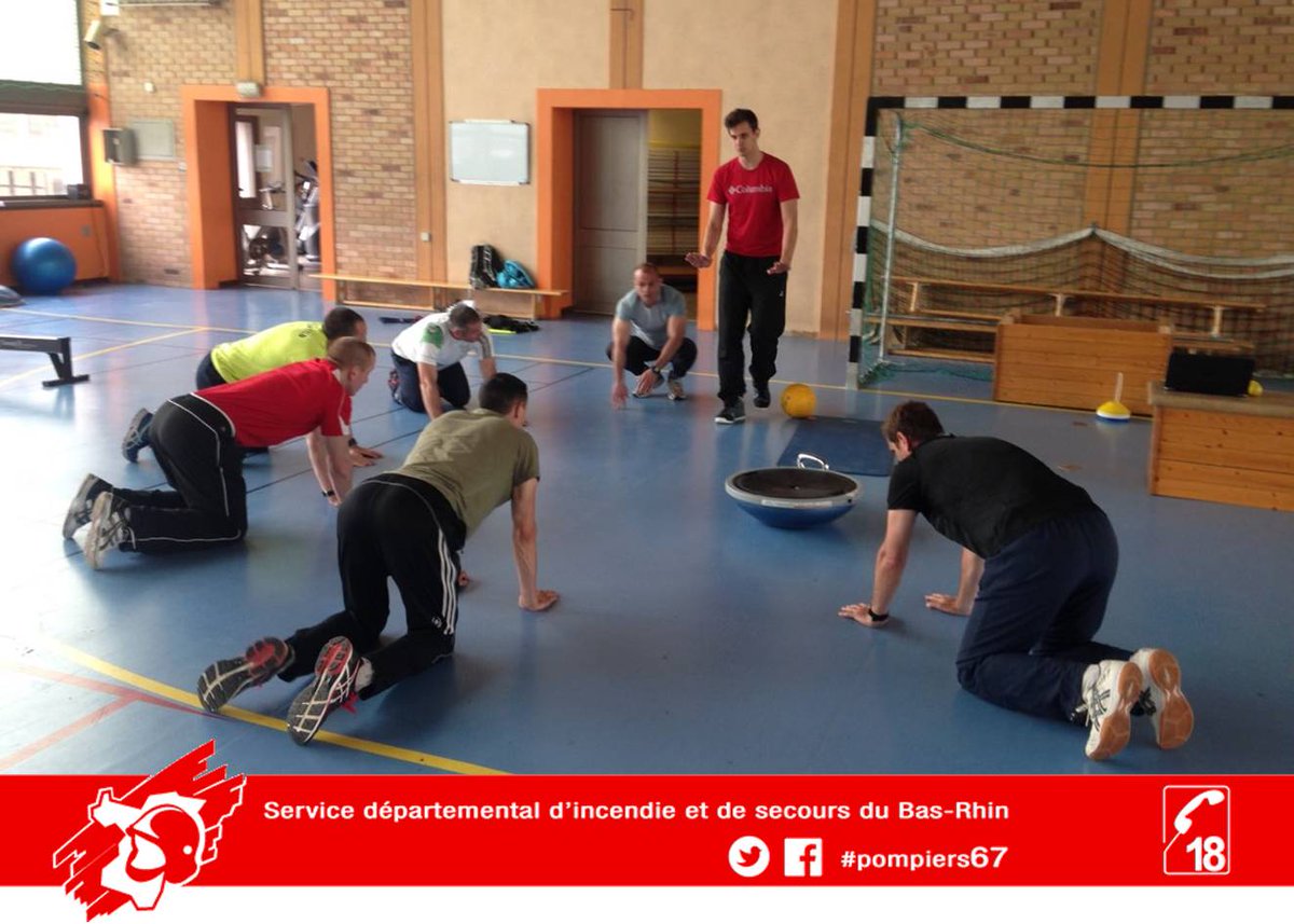 sdis67's tweet photo. [FORMATION]
FMPA #EAP2 au profit de personnels du @sdis67 amenés à  proposer des programmations individualisées en matière d’activité physique 🏋🏼🏊🏼 et à accompagner de SP 👨🏼🚒 en reprise d’activité suite à blessure 🤕 https://t.co/Ts72BvvHY5