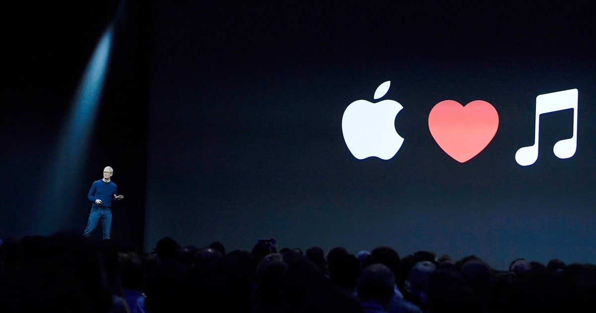 RollingStone's tweet photo. Apple Music's newest plan? Luring songwriters in a possible harbinger of streaming music's future https://t.co/0THvG4J61C https://t.co/iNLxyeey7V