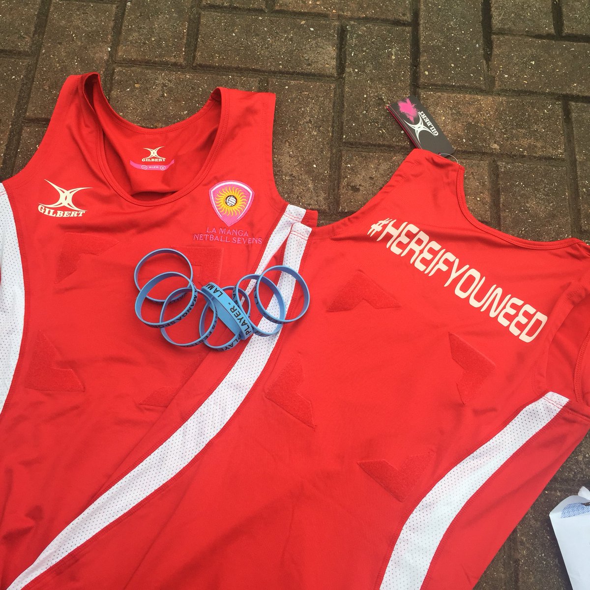 HereIfYouNeed2's tweet photo. The dresses have arrived and we’re on our #sevendaycountdown #ultimatetour #lamanga2018 https://t.co/99UO1MFnXR