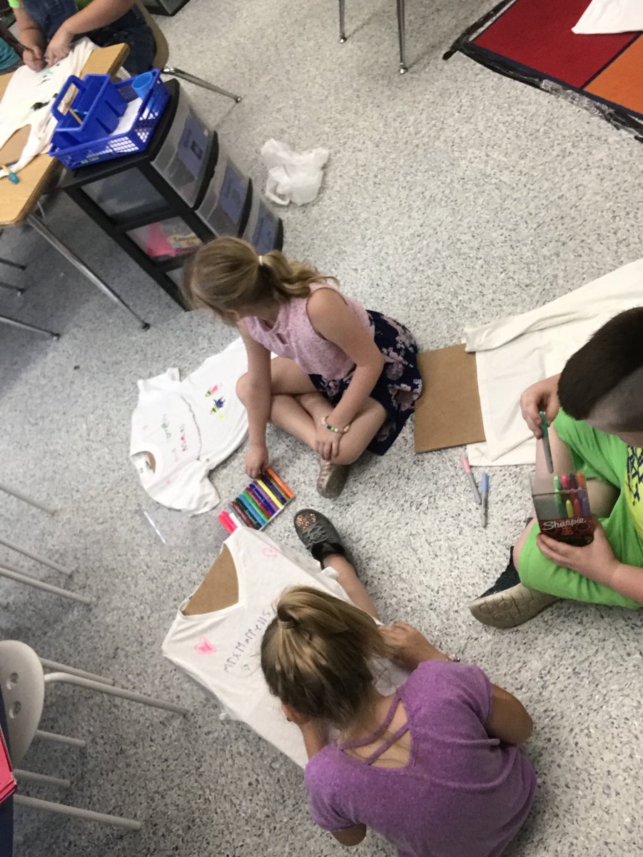 MsMorrell1's tweet photo. Miss. Morrell’s minions are having so much fun decorating shirts for sports day on Tuesday!! https://t.co/Kq20y7mPZX