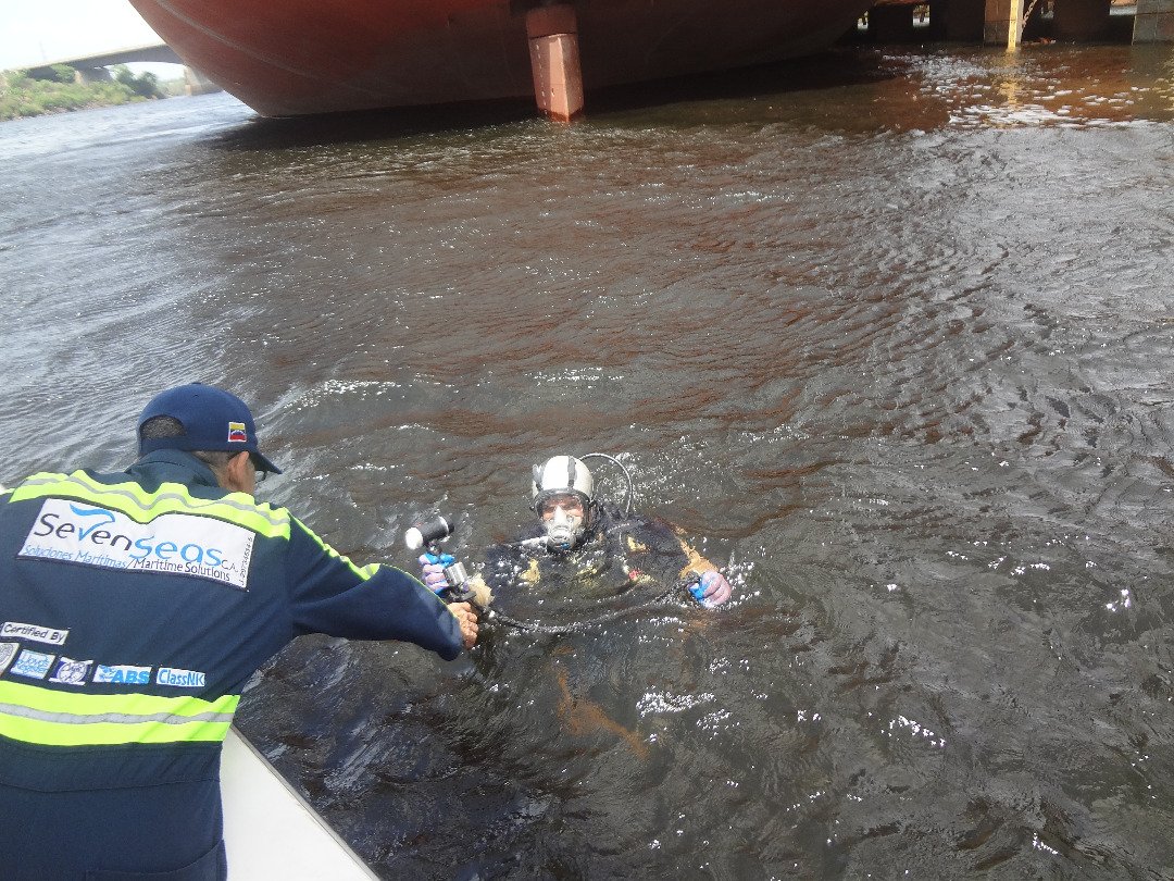 SevenSeasCA's tweet photo. Un provechoso fin de semana lleno de trabajo.
https://t.co/Qciv6WzrkC
#CommercialDiving #MaritimeServices #Venezuela https://t.co/HO8Bk2g0tP