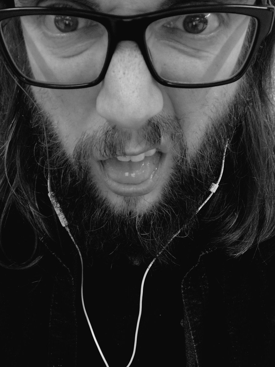alexbakerman's tweet photo. ❤️ ALL THE MUSIC ❤️
 ❤️ ALL THE TIME ❤️

Join me for the best new bands/artists on the world famous @KerrangRadio.

Tonight, from 10pm. 

Music from @TheFrights @TheRobLynch @InDynamics @DreamStateUK @wearepatrons @AEAOfficial @wehavehalflives @ithemapmaker &amp; MORE! https://t.co/nqktX3s6ao