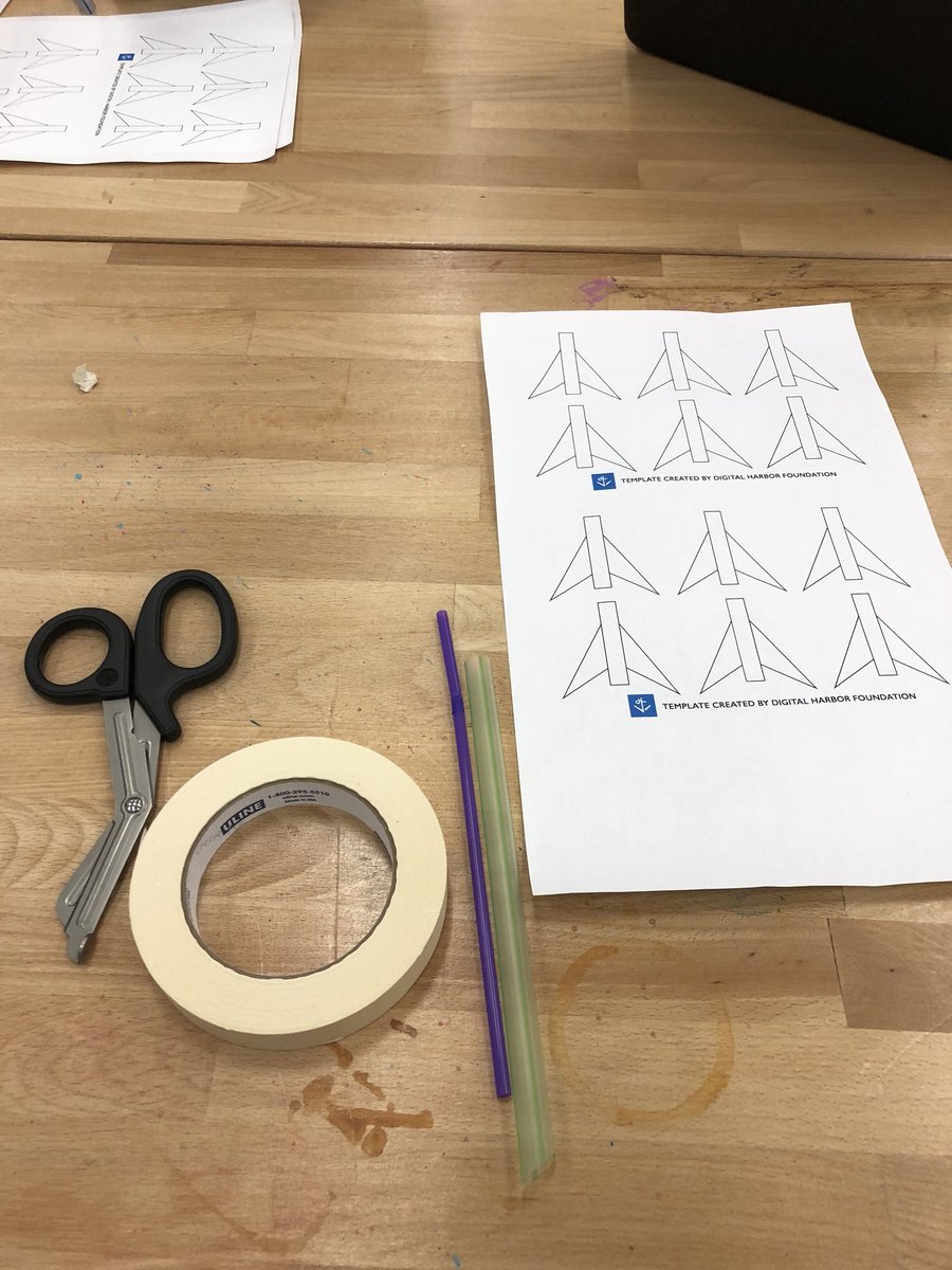 LSmileyMoseley's tweet photo. Learning how MAKING=(creating a)Thing+ Learning (experience) +Story (of how you created) SELF EXPLORATION & OWNERSHIP #Make4Edu @BCPSLMP https://t.co/m5Lmsnpelf
