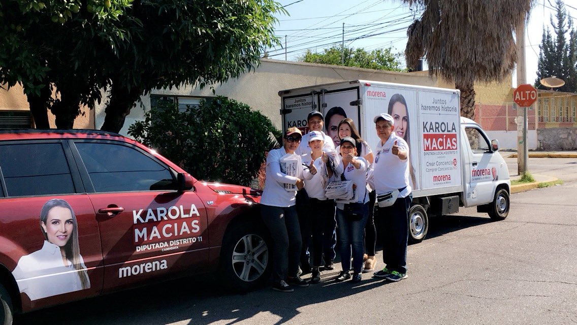 maciaskarola's tweet photo. Continuamos nuestro recorrido de esta mañana con nuestros vecinos de la colonia Gremial. #votaKarolaMacias distrito XI .. #VotaMorena 2018 #Aguascalientes https://t.co/ANx5foXvCU