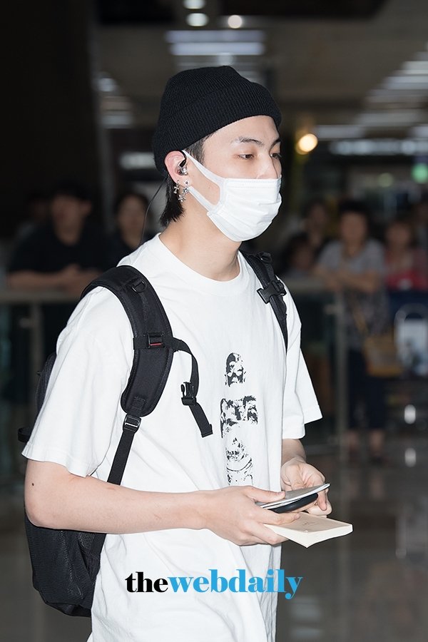 DefsoulTogether's tweet photo. 🌴JB @ Gimpo Airport

#재범 #갓세븐 #JB #GOT7 #DEFSOUL
#DefsoulTogether https://t.co/b8rceI2ngu