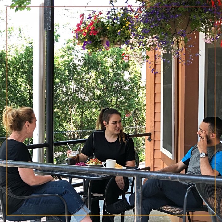 AllanFalafel's tweet photo. Can you think of a better way to take advantage of great weather than dining outdoors?
.
.
.
Share if you’re a #falafeler #outdoordining #alfresco #foodtastesbetteroutside https://t.co/eg3aYG5b1Q