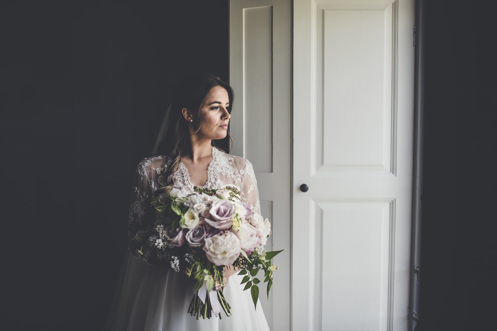 Real Wedding - Lucy and Michael's Floral Romance featuring our recommended #weddingplanner for #London and #Cornwall <a href="/LesterGethings/">Lester Gethings</a>  
spaceandrock.co.uk/real-wedding-l…