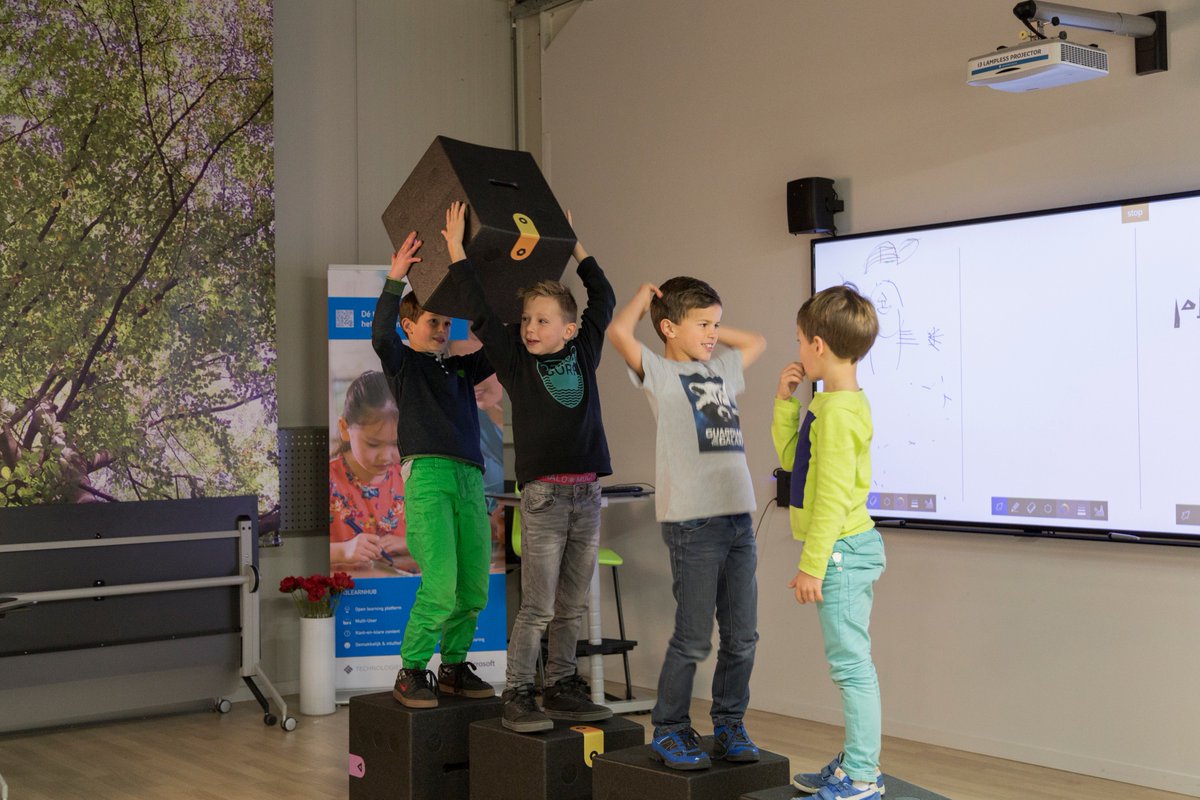 connectis_cl's tweet photo. ¿Conoce los Cubos Inteligentes? A través de los cubos iMO learn damos un salto digital en materia educacional, enriqueciendo la experiencia de aprendizaje de nuestros niños. Ingresa en https://t.co/P7VKmnCdeR https://t.co/wUu2aECwIu