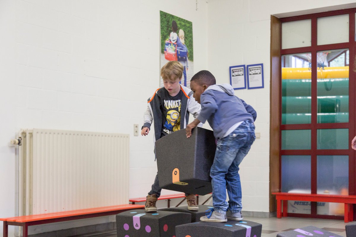 connectis_cl's tweet photo. ¿Conoce los Cubos Inteligentes? A través de los cubos iMO learn damos un salto digital en materia educacional, enriqueciendo la experiencia de aprendizaje de nuestros niños. Ingresa en https://t.co/P7VKmnCdeR https://t.co/wUu2aECwIu