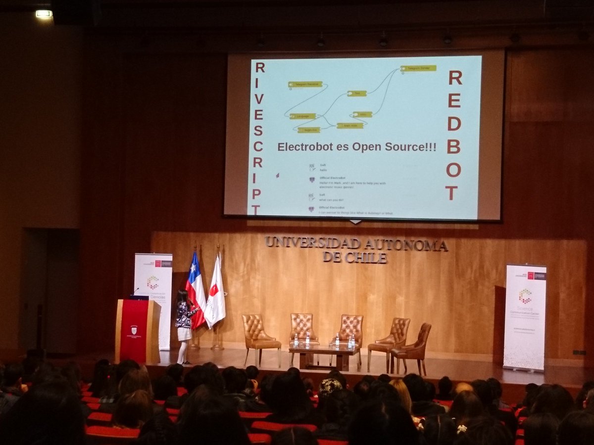 ciencias_chile's tweet photo. #SofiaDorta comenta sobre su creación #ElectroBot. ¡Coméntanos con #CienciasChile! https://t.co/FRKWgpMkCo
