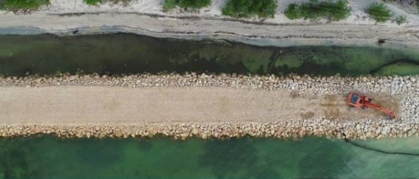 redescnc's tweet photo. Avanza a buen ritmo Pedraplen de la vía Playetas en Barú. Tan solo con un mes, ya lleva un 12%, según indicó el gobernador @dumek_turbay https://t.co/evUncsJoBn