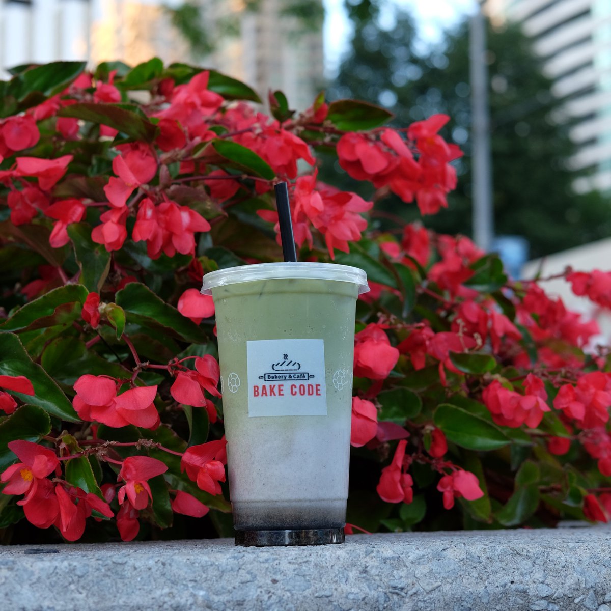 bakecode's tweet photo. This gorgeous tri-colour drink is our iced matcha black sesame latte!  Get a robust taste of black sesame and a nice floral hint of matcha with every sip - yum :) https://t.co/kgJuV4y7BT