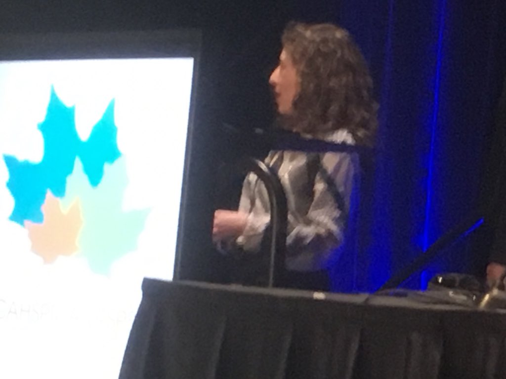 rechercheCLM's tweet photo. Helen-Maria Vasiliadis from the CR-CSIS received the IHSPR article of the year award! Congratulations! #cahspr2018 https://t.co/M4uDRzLbSn