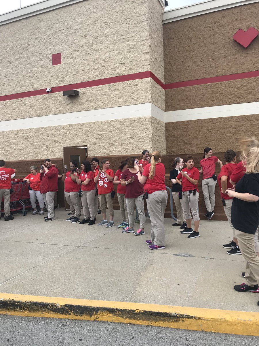 Carla Clark tweet media