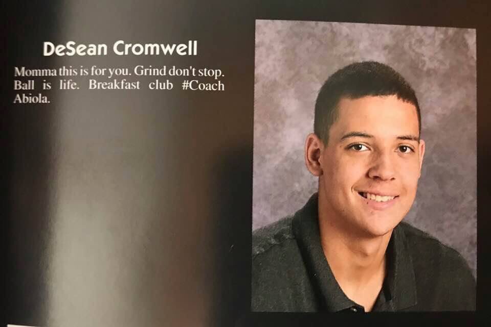THIS...no words needed ❤️#FAMONTHREE #CoachMadeTheYearbook #MakeTimeForWhatMatters <a href="/blackmumba3332/">DeSean Cromwell</a> <a href="/TBCoachAbi/">Coach Abi</a>