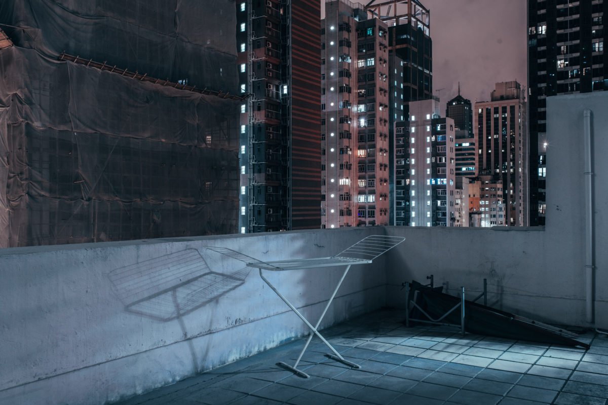 Fisheyelemag's tweet photo. [#IMAGES] Avec "Insomnia", #DavidSchermann documente les conséquences de la #pollution lumineuse à #HongKong, l’une des villes les plus éclairées du monde.

🔎 Des images hypnotisantes à découvrir ici → https://t.co/8FjGntfWnb

Photo: © David Schermann https://t.co/tzaAfvXHv9