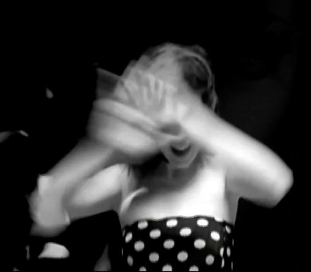 V20timecapsule's tweet photo. <30.5.98>
Shirley writes a note to Matthew Rolston asking for some changes to be made to his first cut of the I Think I'm Paranoid video https://t.co/5serE1lDJG