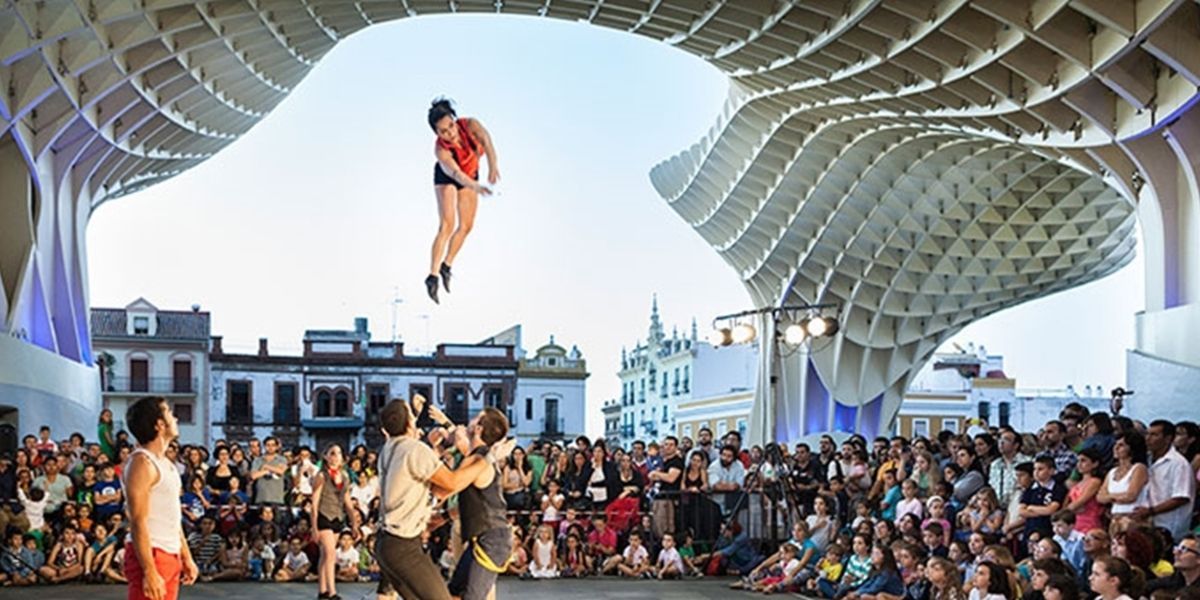 Setas_deSevilla's tweet photo. Ya estamos haciendo planes para @FestivalCircada ¡no os lo perdáis! Programación: https://t.co/Ttno7qY9oZ #CulturaSev #CIRCADA2018 https://t.co/yv3PITx02x
