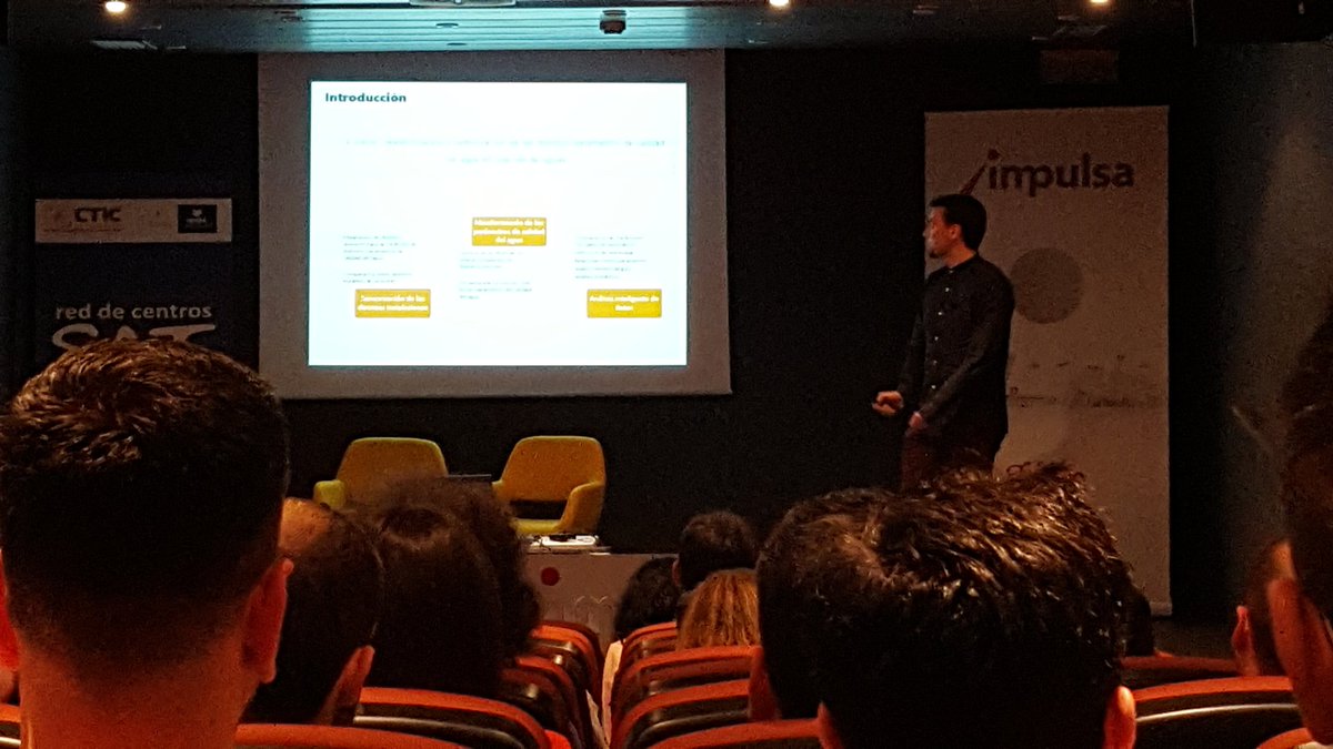 GijonImpulsa's tweet photo. #data es el oro del siglo XXI. Aprendiendo mucho de #DataScience y #DataAnalytics con @jumptvs y @fundacionctic @CentrosSAT . Ciclo +Milla, de vuelta https://t.co/Qreo9VnygM