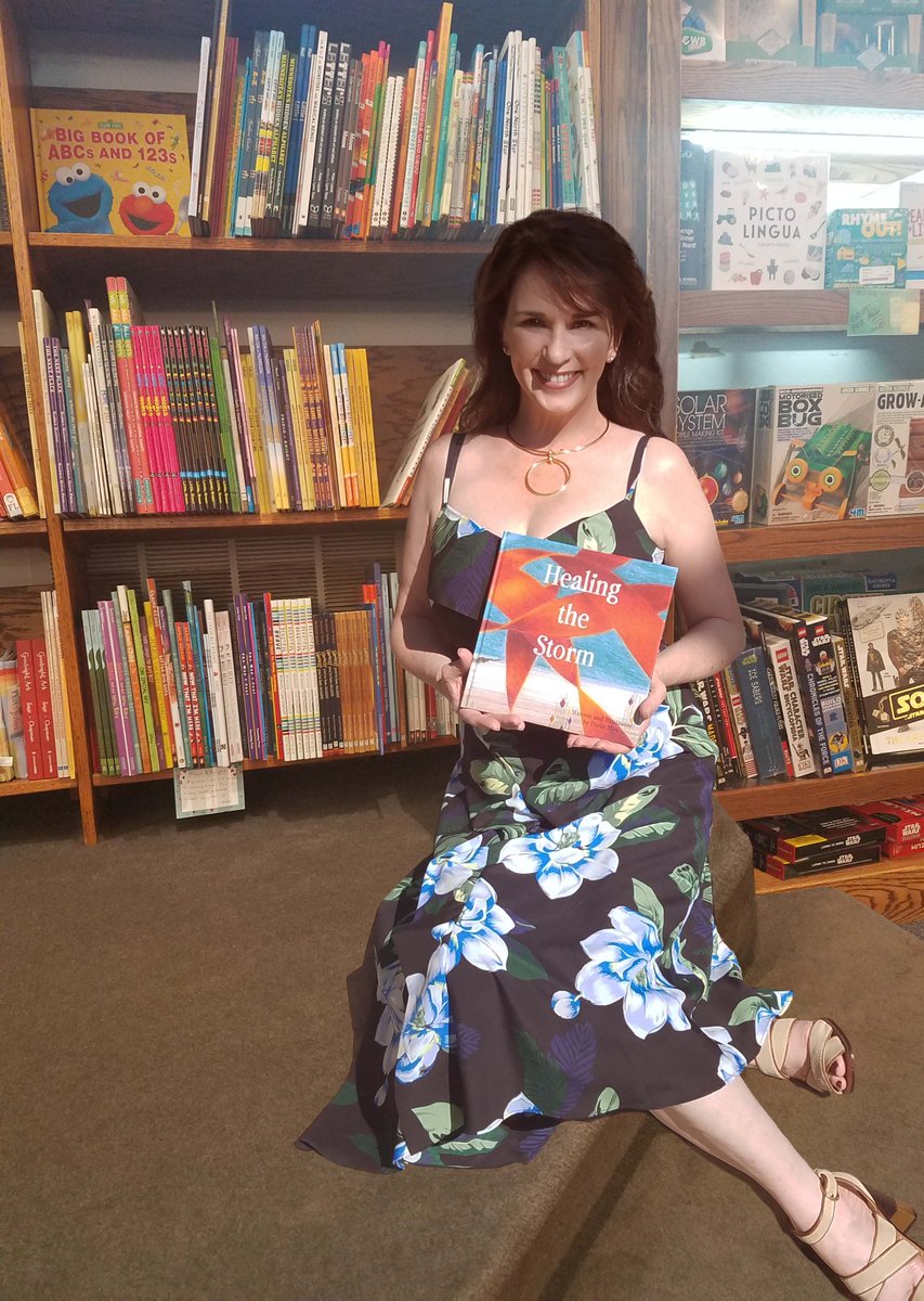 ParioMax's tweet photo. Beyond thrilled that my book, Healing the Storm, is now being carried @RedBalloonBooks! Go check it out! #redballoonbooks #healingthestorm #author #illustrator #artist #childrensbook #inspirationalbook #healing #separation #divorce https://t.co/tGwGmlpTHX