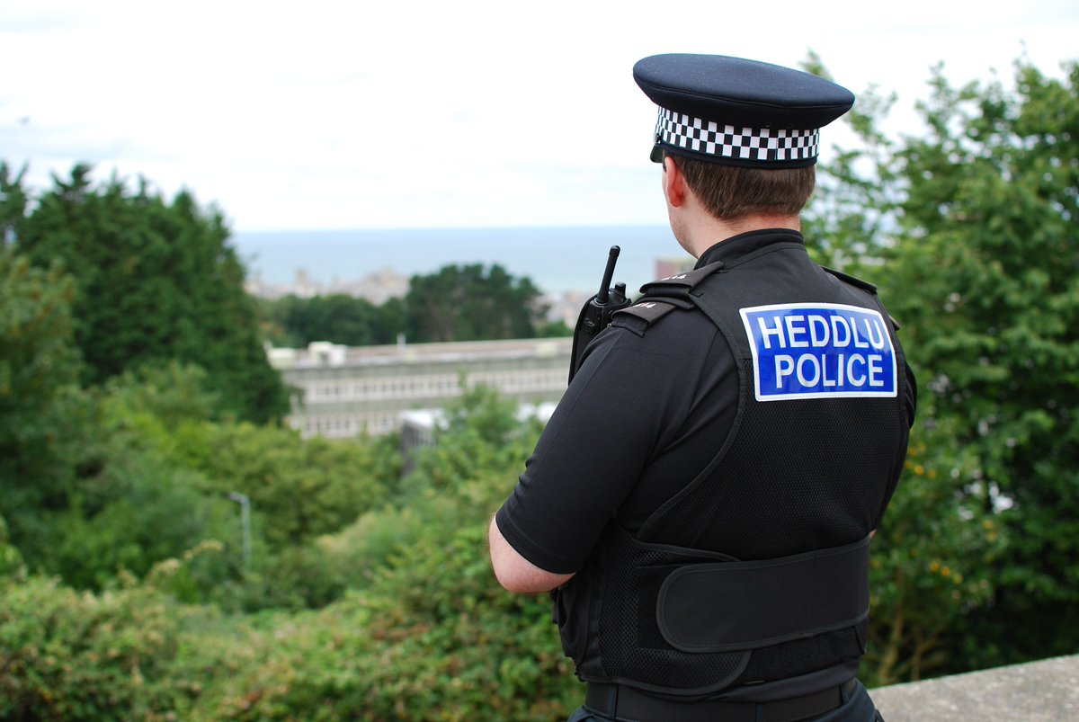 DyfedPowys's tweet image. We are committed to our rural communities.  Click the link to read  our response to community concerns and details of a local community meeting, following the illegal gathering at #Brechfa forestry over the bank holiday weekend &amp;gt;&amp;gt;&amp;gt; dyfed-powys.police.uk/en/newsroom/pr…