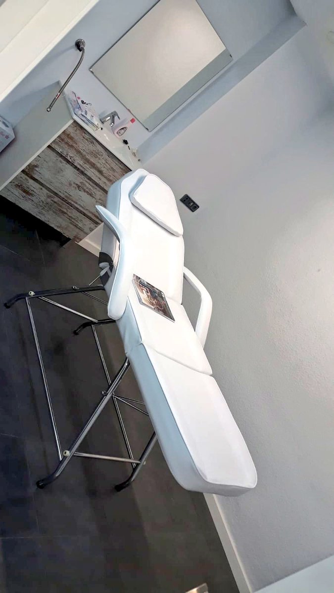 MrCheap_es's tweet photo. Ya casi estamos listos para la inauguración!! Estamos terminando de ponernos guap@s... Nos vemos el sábado!🥂🍾 

💆🏻‍♂️💆🏼‍♀️💇🏻‍♂️💇🏽‍♀️

🔜 #MrCheap ✂️ https://t.co/XGISVK5v1Z