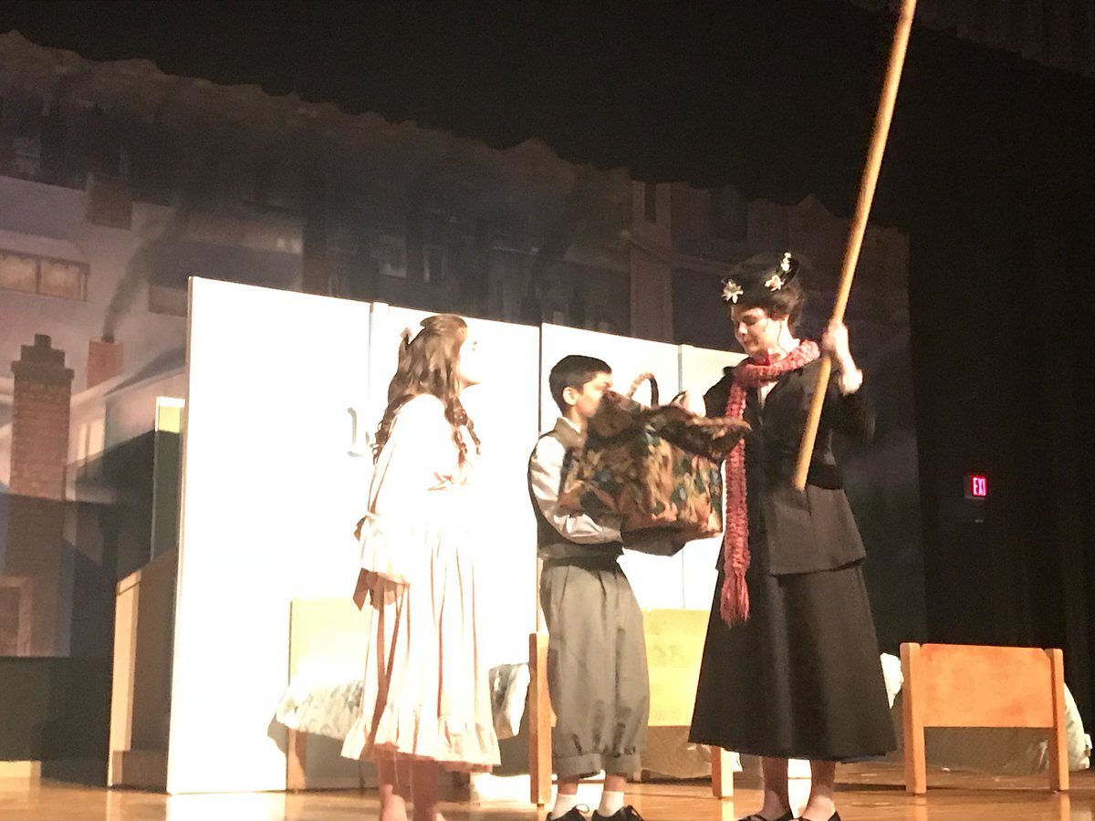 MsScilingoNPS's tweet image. Another truly outstanding performance from the NMS Drama Club! To @MrBeardNMS @MrsHolickerNMS @MrCummingsNMS and all of NMS Drama - you guys totally knocked it out of the park, and the entire school is so proud!! #NMSLancerLEAD #MaryPoppins