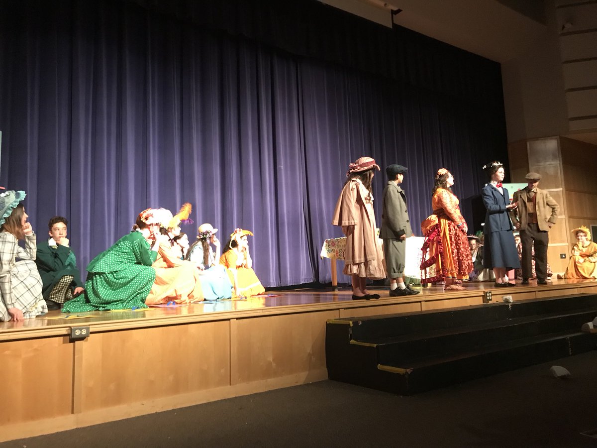 MsScilingoNPS's tweet image. Another truly outstanding performance from the NMS Drama Club! To @MrBeardNMS @MrsHolickerNMS @MrCummingsNMS and all of NMS Drama - you guys totally knocked it out of the park, and the entire school is so proud!! #NMSLancerLEAD #MaryPoppins
