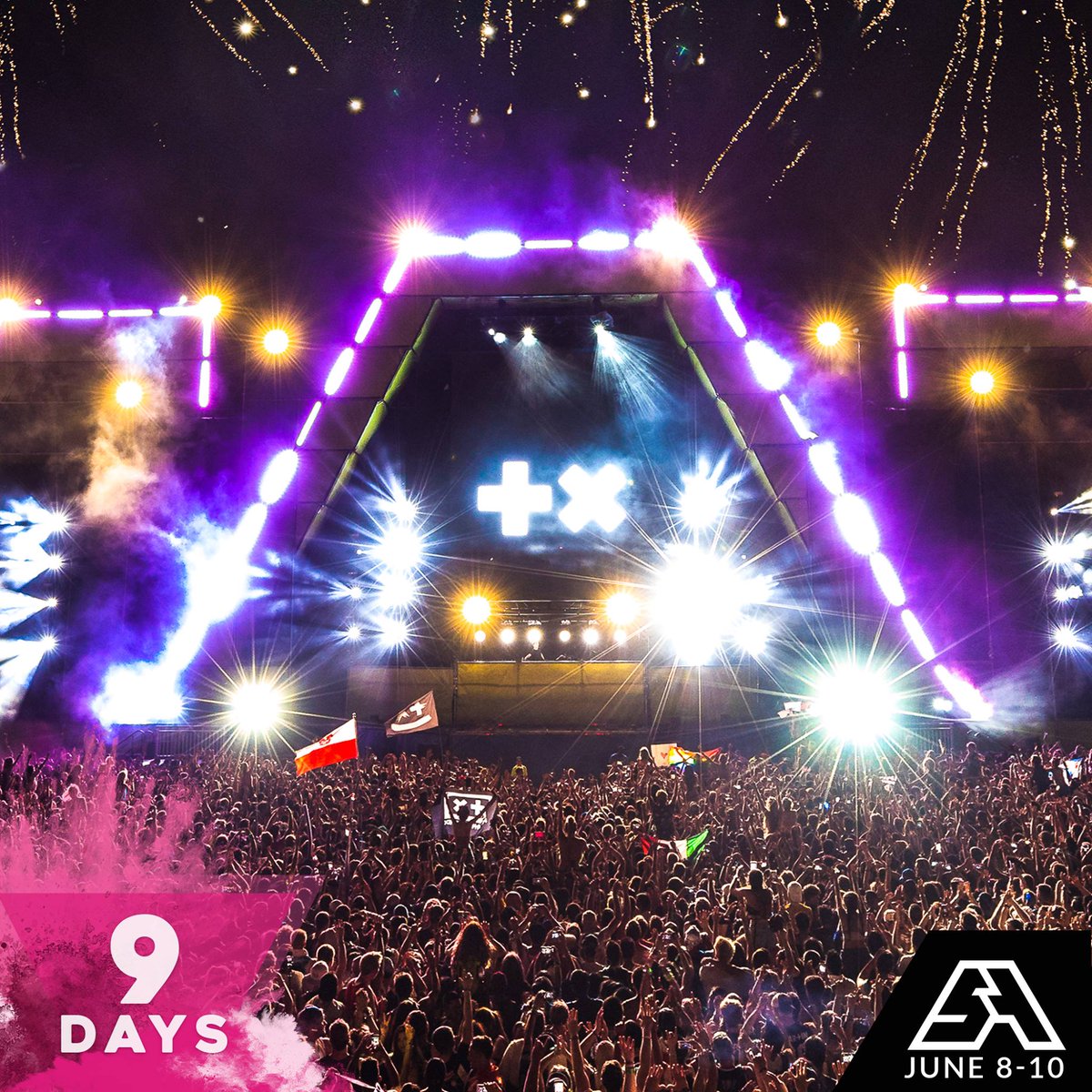 Will you be attending <a href="/SpringAwakeFest/">Papi Spring 🌞 🌺 ✨</a> next weekend? RT if you will! 🎉