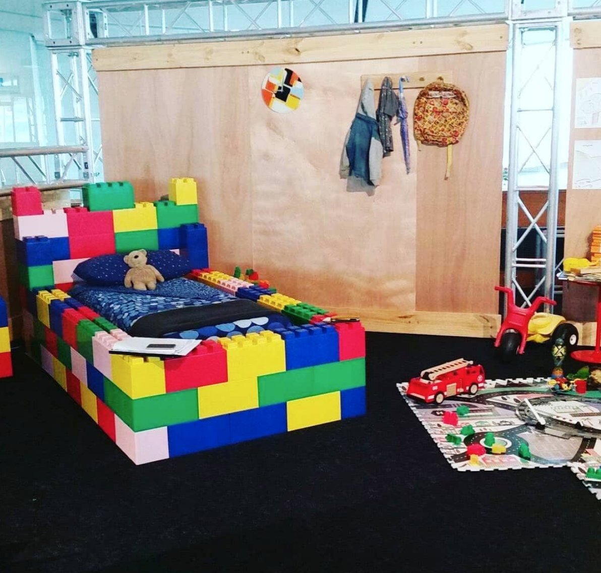 EverBlock's tweet photo. Did you know that we have pre-designed bed kits in all sizes listed on our website? Check them out: https://t.co/YTTbFfZtv1 #bed #bedframe #twinbed #fullbed #kingsizebed #queenbed #beds #furniture #sweetdreams #sleep #sleepwell #modularwall #goodnight #roomdivider #design #diy https://t.co/3HsmoJhj1B