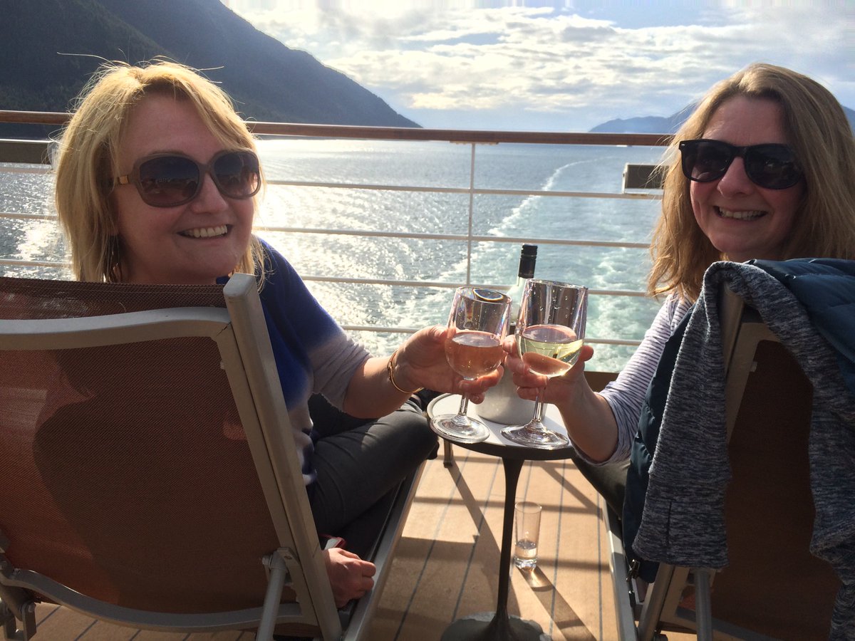 Helen Byard tweet media