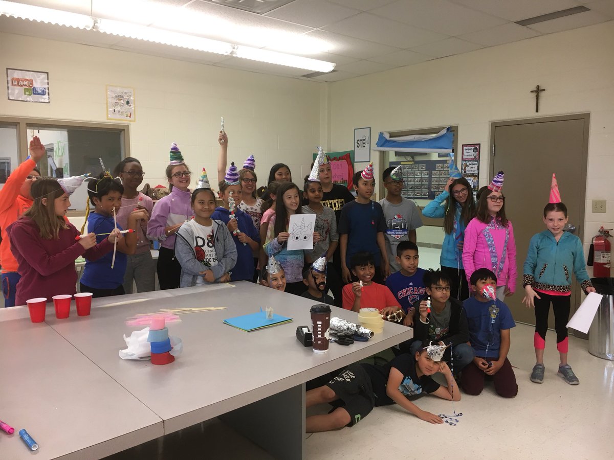 StJerome_CCSDLC's tweet photo. Grade 6Skaret had a unicorn themed makerspace today for meeting some class rewards. #candytowers #unicornhorns #stem #makerspaceisfun https://t.co/PJ4m8lvOXj