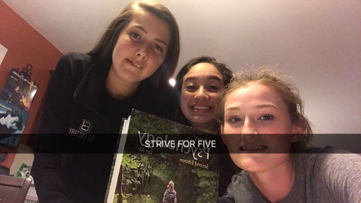 shannentierney's tweet image. Happy birthday to the chillest of all chills, glad we got to know who farted before graduation #utookmebythehandmademeaman #thatonenight #poursomeglucoseonmybrain #amnesia @anna_langnerr