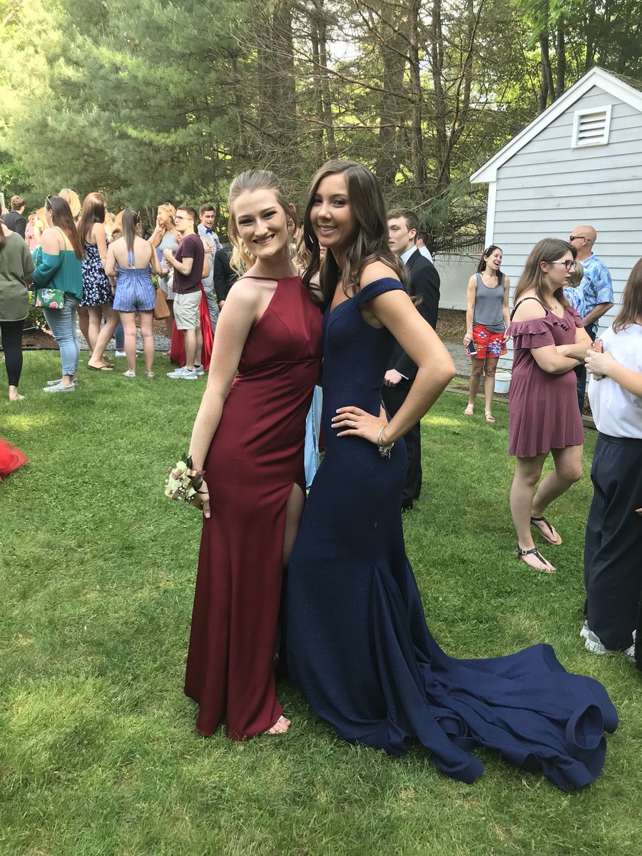 shannentierney's tweet image. Happy birthday to the chillest of all chills, glad we got to know who farted before graduation #utookmebythehandmademeaman #thatonenight #poursomeglucoseonmybrain #amnesia @anna_langnerr