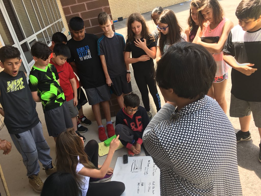 Fabulous outdoor math session.. 2 reflective #kb circles, Learning Goal achieved, refined and already set next steps with promising ideas for #KnowledgeForum  <a href="/ahmadkhanlari/">ahmad khanlari</a>