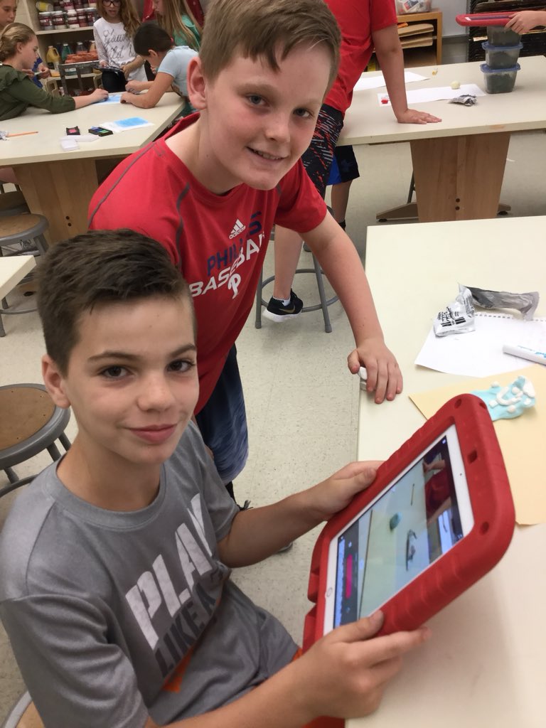 CBGaymanES's tweet image. Check out these future animators! 5th grade students create stop action films using Clips by @AppleEDU  &amp;amp; #claymation with comic book effects! #cbsdinnovate #ArtTech @CBart_MsHallman @CBSDart