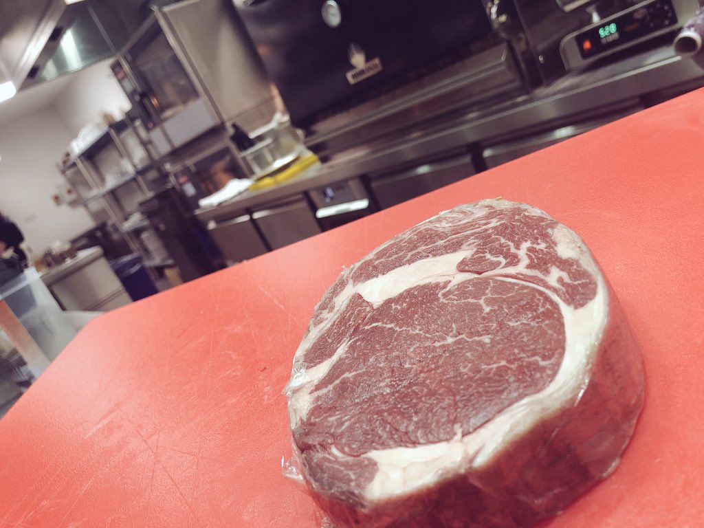 Ray_armstrong92's tweet image. Unbelievable rib eyes from @MeatPeter @HannanRupe ready for the  flames of the mibrasa in the carriage house #adaremanor #carriagehouse #ChefSelection #finestfood #unbelevablejeff