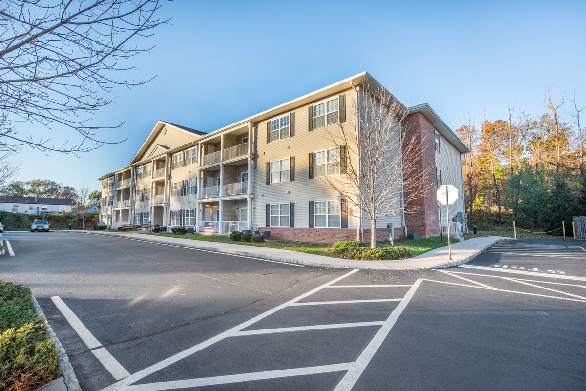 MichelleRemaxNJ's tweet photo. Edison, NJ - Private Adult 55 and over condo community, convenient to everything! See it here - https://t.co/cY9wuII5wp #REMAX #REMAXDIAMOND #MICHELLERIZZO #EDISON#EDISONCONDOSFORSALE #NJHOMESFORSALE #REMAXHUSTLE #NJPROPERTIES #ADULTCOMMUNITY #OVER55COMMUNITY https://t.co/TTHNZtOoPS