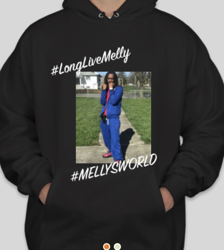 AustinSODR's tweet photo. I know their was plenty of people who knew Mell way more than I did, but it is undeniable the love he showed to me and everyone from our city. I was considering ordering hoodies and selling them and giving ALL the profit to his family and close friends. Lmk what y’all think. https://t.co/rZzLbYWyRK