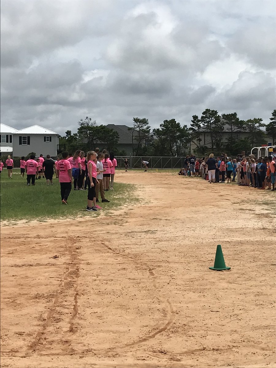 HBESDolphins's tweet photo. Thank you Panama City Beach fire rescue for making the jr. Olympics amazing today for our kids! https://t.co/9U1QvGJHYT